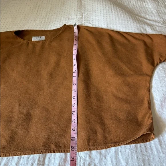 Jamie + the Jones Umber T Top - Picture 4 of 8